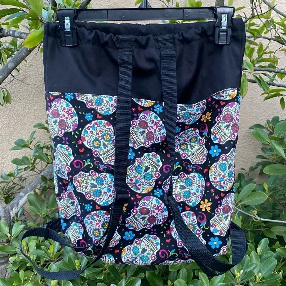 Trimitive Black dia de los Muertos (Day of the Dead) Skull Theme Backpack EUC!